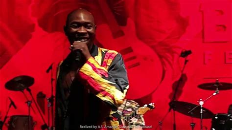 Skandalös Afrobeats-Koncert med Seun Kuti! Världskänd Musiklegend & Politisk Aktivist Slår Hårdt I Göteborg!