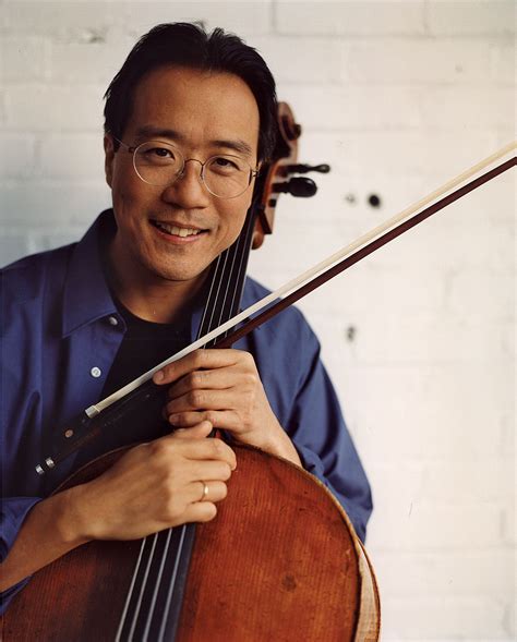  Yo-Yo Ma's Colombian Rhapsody: An Evening of Andean Sounds and Unexpected Laughter!